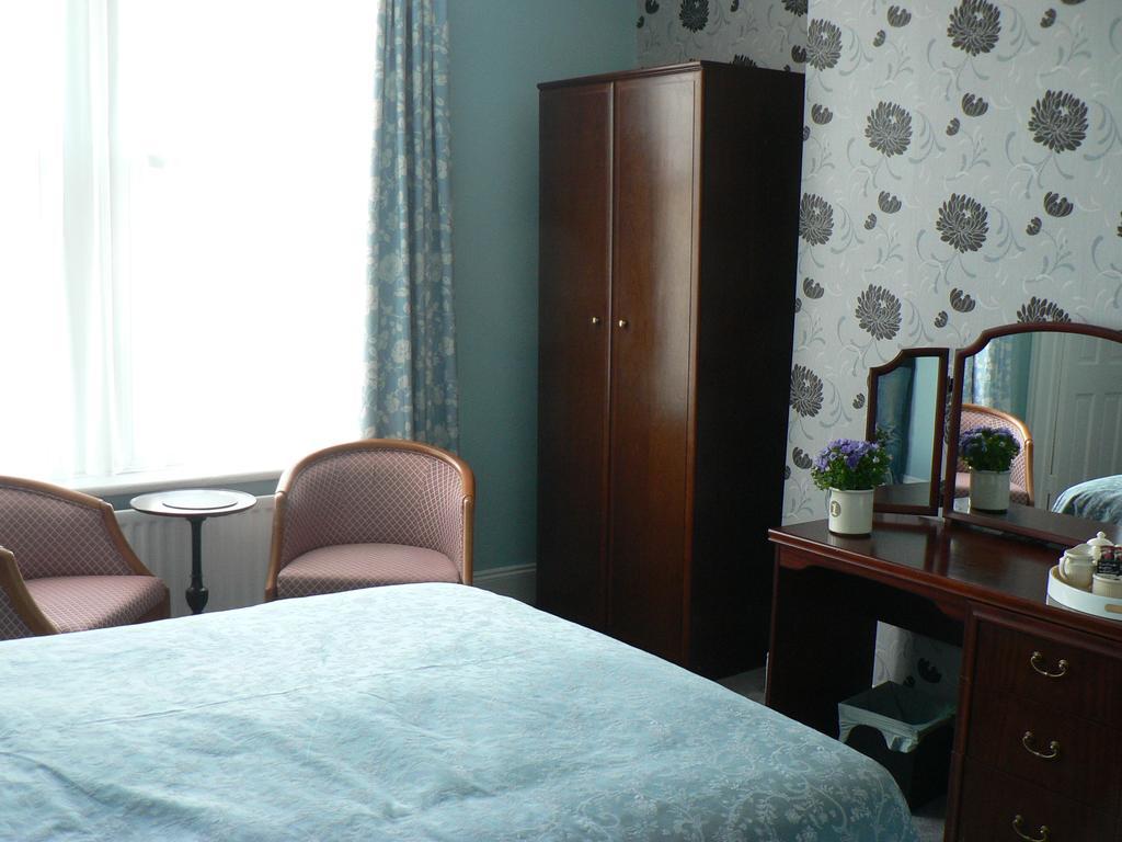 해러게이트 16 Franklin Bijou Boutique B&B 객실 사진